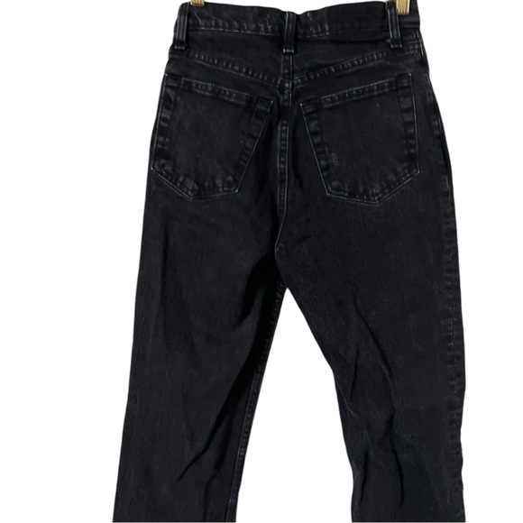 ABERCROMBIE & FITCH The 90’s Straight Ultra High Rise Black Distressed Jeans - Picture 7 of 10
